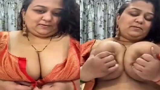 Creampied juicy black chut of sexy maid