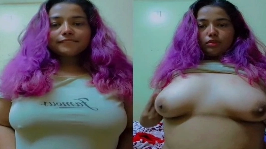 Kolkata fully naked girlfriend gets fingered by BF